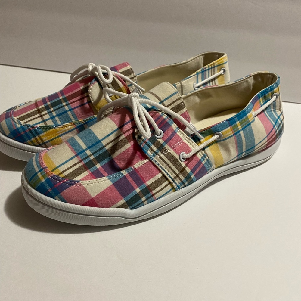 Comfort Ease size 10 fabric plaid boat shoes